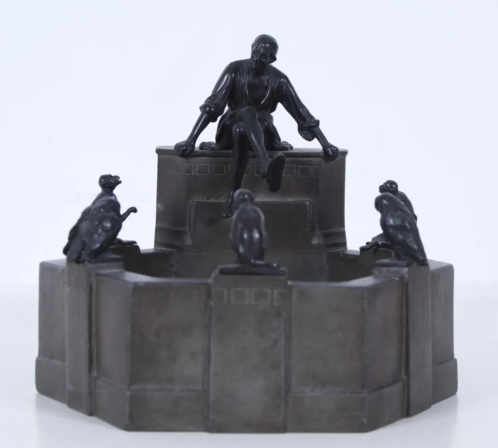 Artwork by Arnold Kramer, TILL EULENSPIEGEL BRUNNEN IN BRAUNSCHWEIG, Made of cast bronze