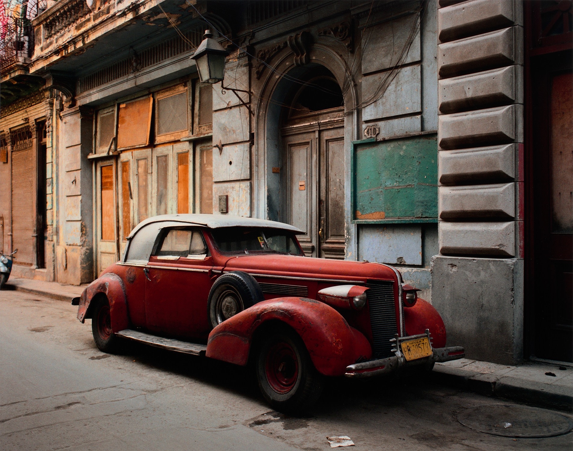 Vintage Car with Composite Parts, Havana