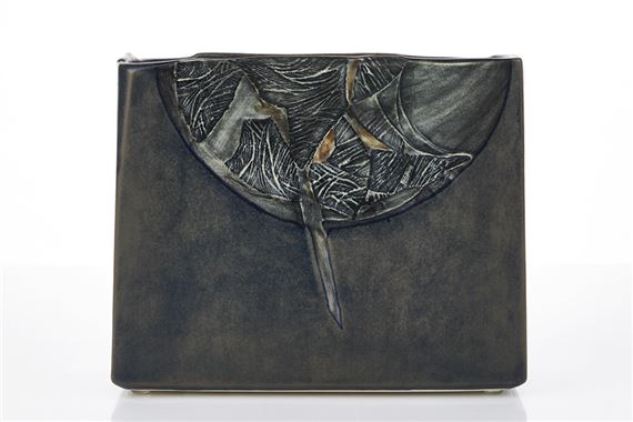 Vase by Hiroe Swen, circa 2015