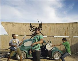 Photographs from South Africa and Nigeria Shine Light on the Rapid Growth of Megacities