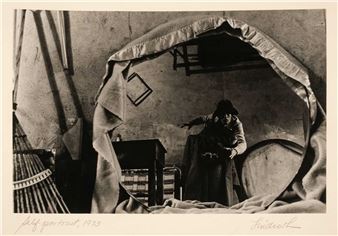 Self portrait - Linda Lindroth