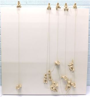 Hold on - Daisy Bowman