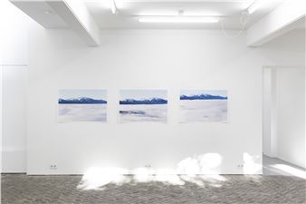 Annemie Augustijns: Mirrors, Circles and Sunshine - Valerie Traan Gallery