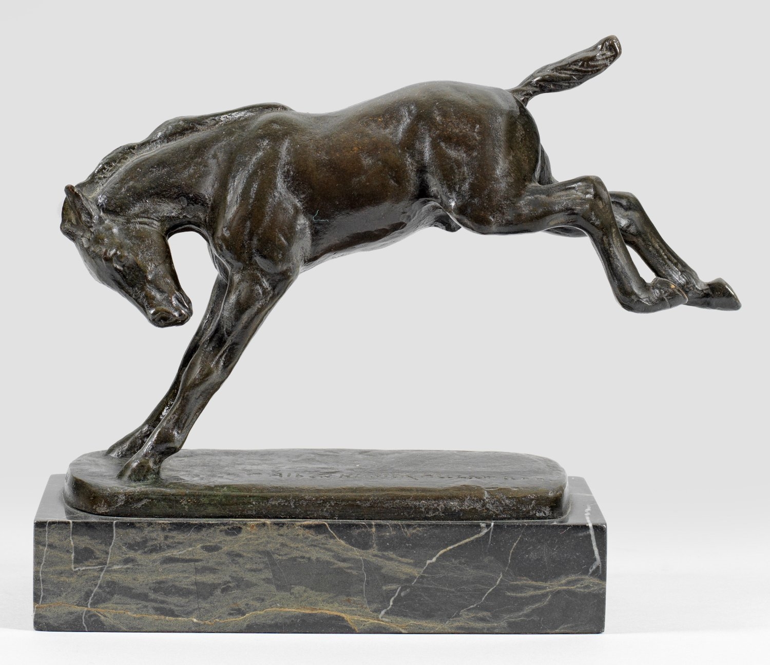 Artwork by Albert Hinrich Hussmann, Ausschlagendes Fohlen, Made of Dark brown patinated bronze