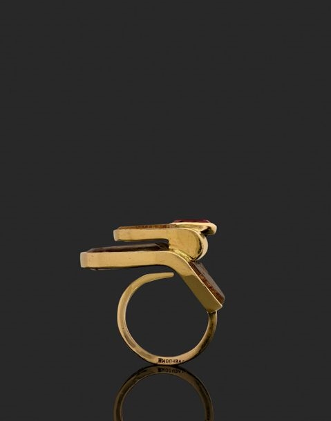 Artwork by Jean Vendome, Vitrail, Made of Yellow gold