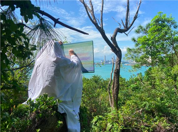 Angel Vergara: Acts and paintings - Axel Vervoordt Gallery, Hong Kong