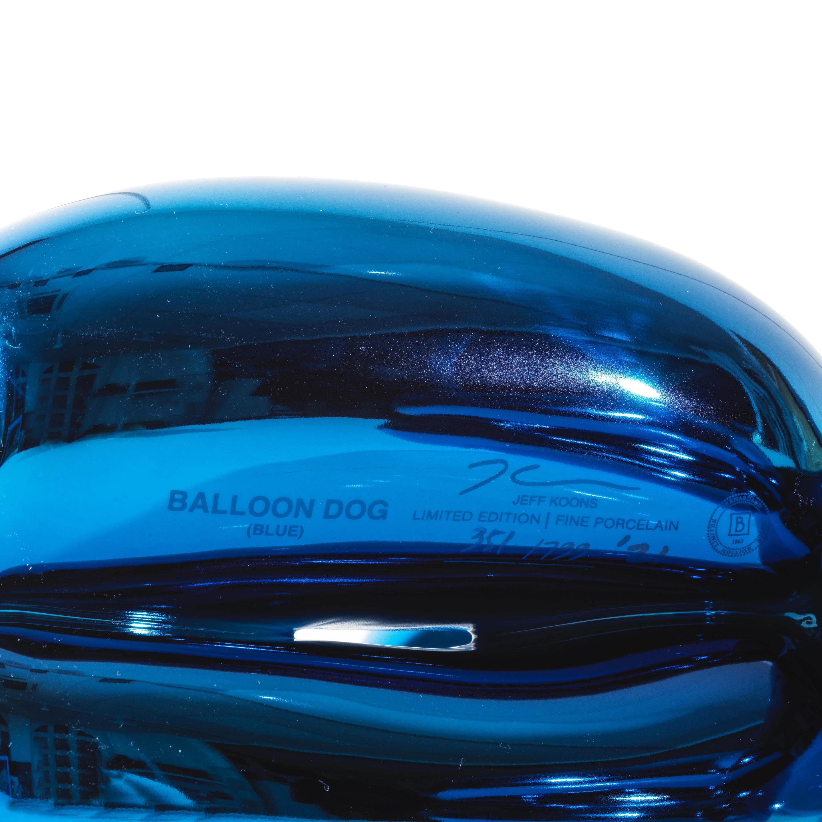 Artwork by Jeff Koons, Balloon dog (Blue), 2021, Made of sculpture