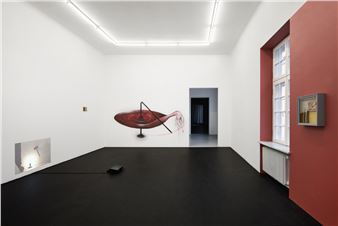 Obsession II - Wschód, Warsaw