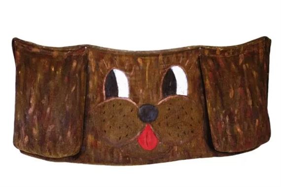 O cachorro by Leda Catunda, 1990