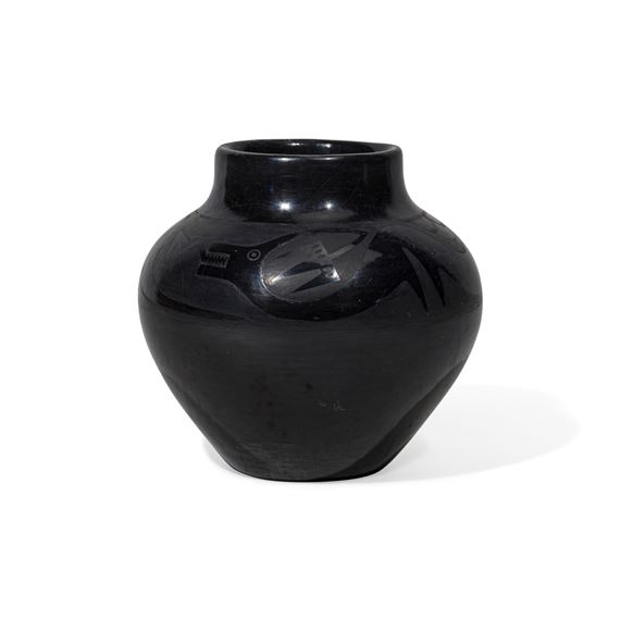 Maria Martinez & Popovi Da pottery jar by Maria Montoya Martinez, Popovi Da, 1887