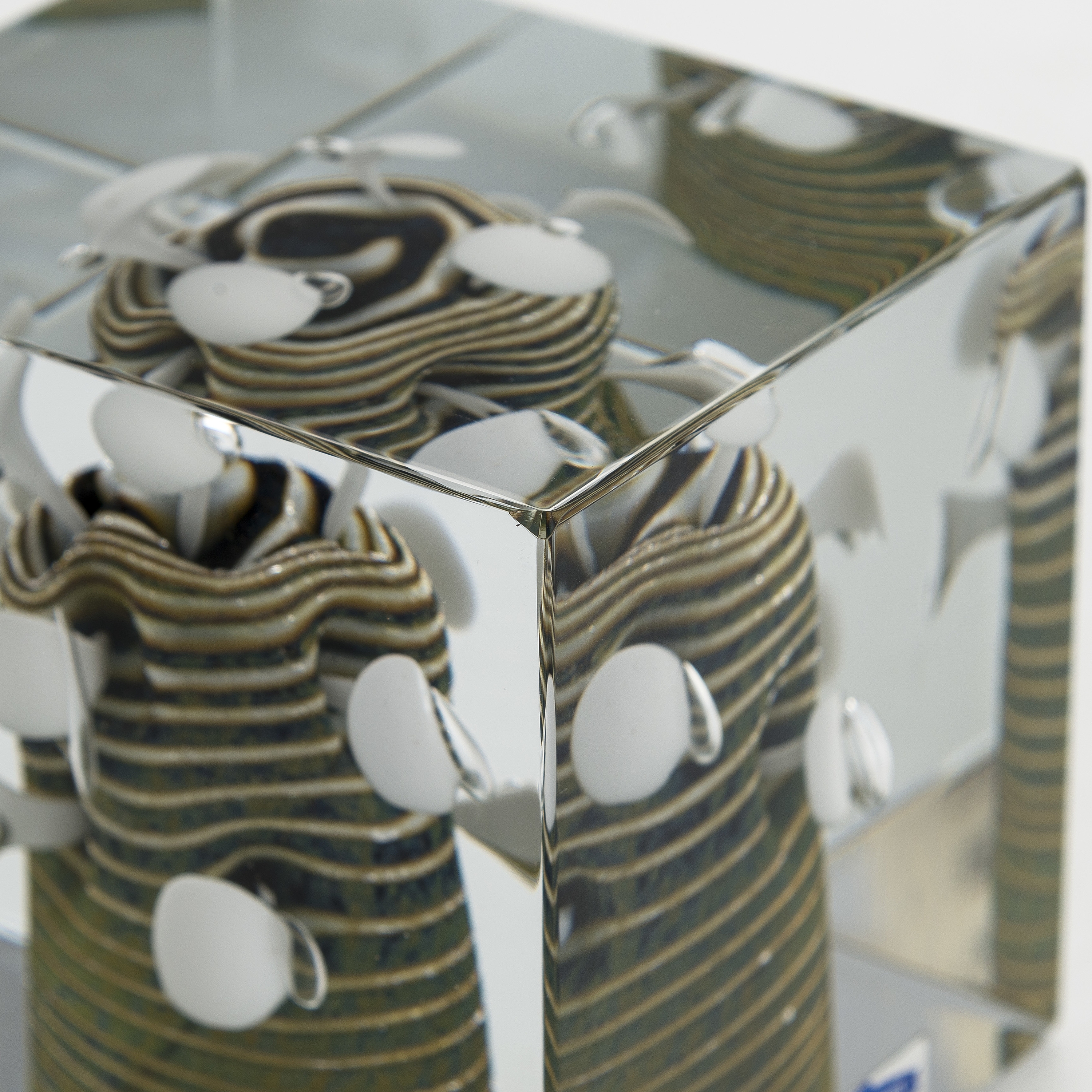 Artwork by Oiva Toikka, Multicoloured glassformation in clear glass, polished sides, Made of glass, polished