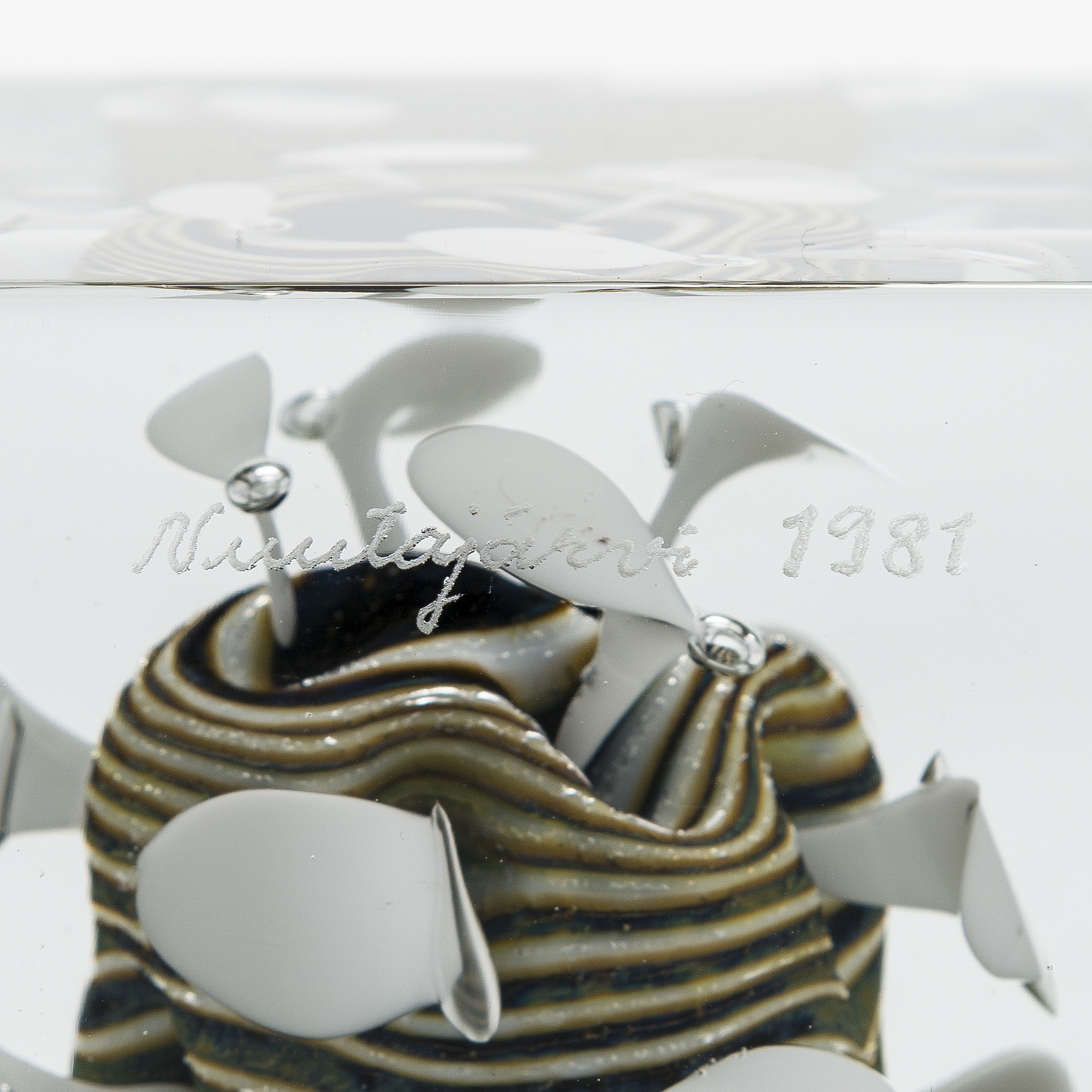 Artwork by Oiva Toikka, Multicoloured glassformation in clear glass, polished sides, Made of glass, polished