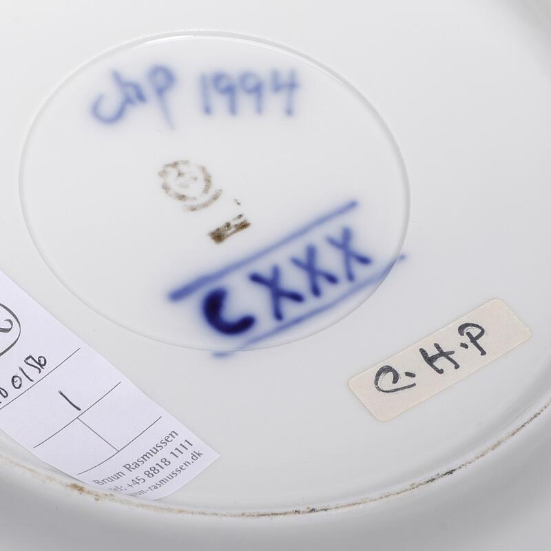 Carl-Henning Pedersen | Porcelain dish decorated with blue and clear ...