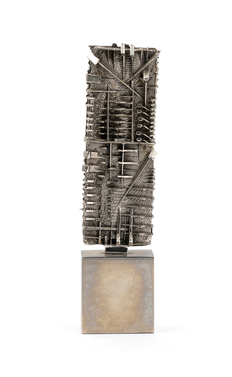 Arnaldo Pomodoro | Stele per Montedison (1981) | MutualArt