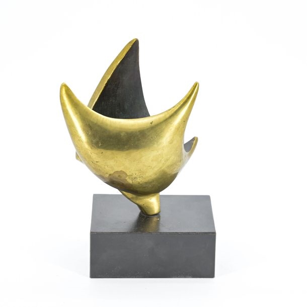 Artwork by Geneviève Derchain, Sans titre Epreuve en bronze doré et patiné, Made of bronze