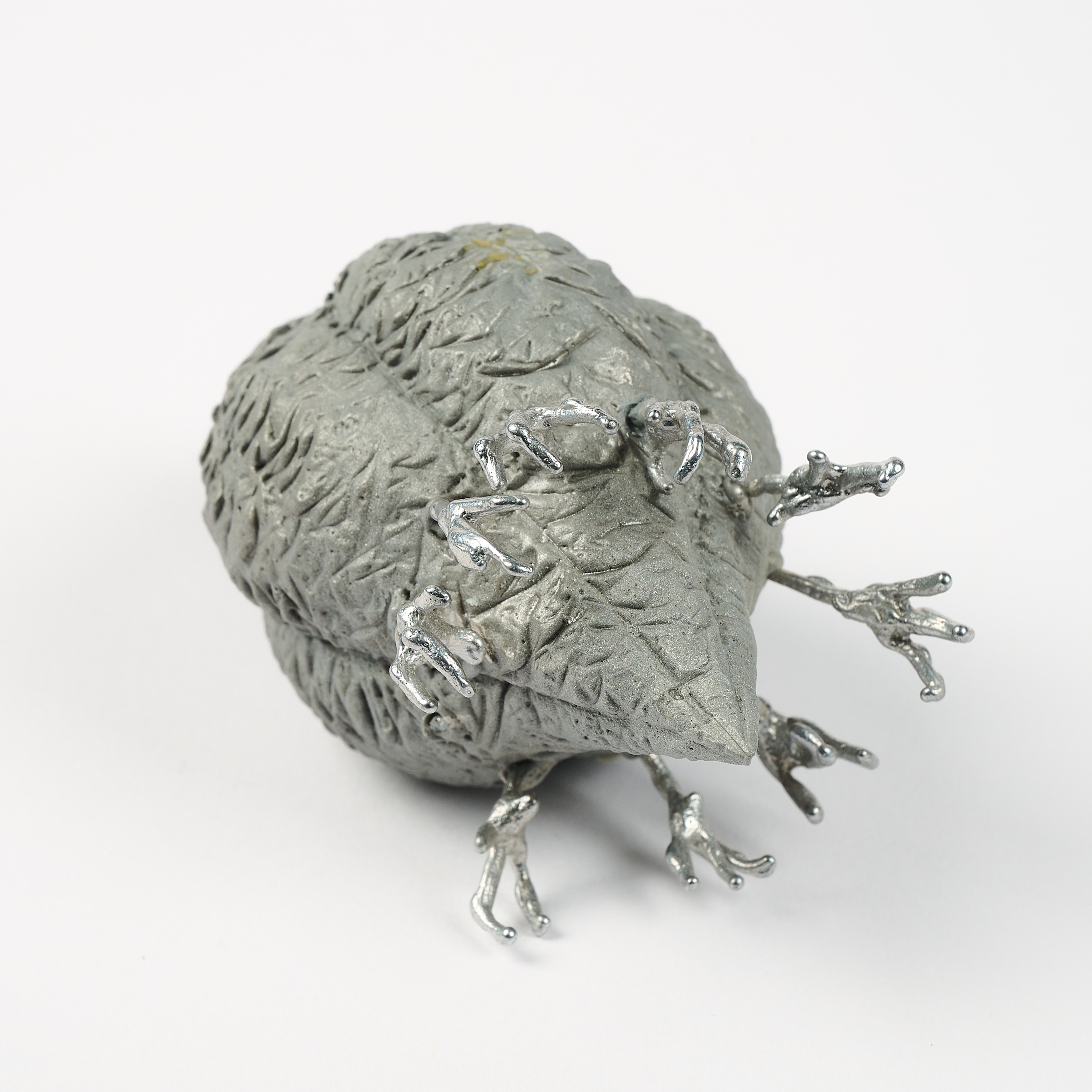 Artwork by Gregor Gaida, Hummingbird Diptychon, Made of Aluminium, silver laquered