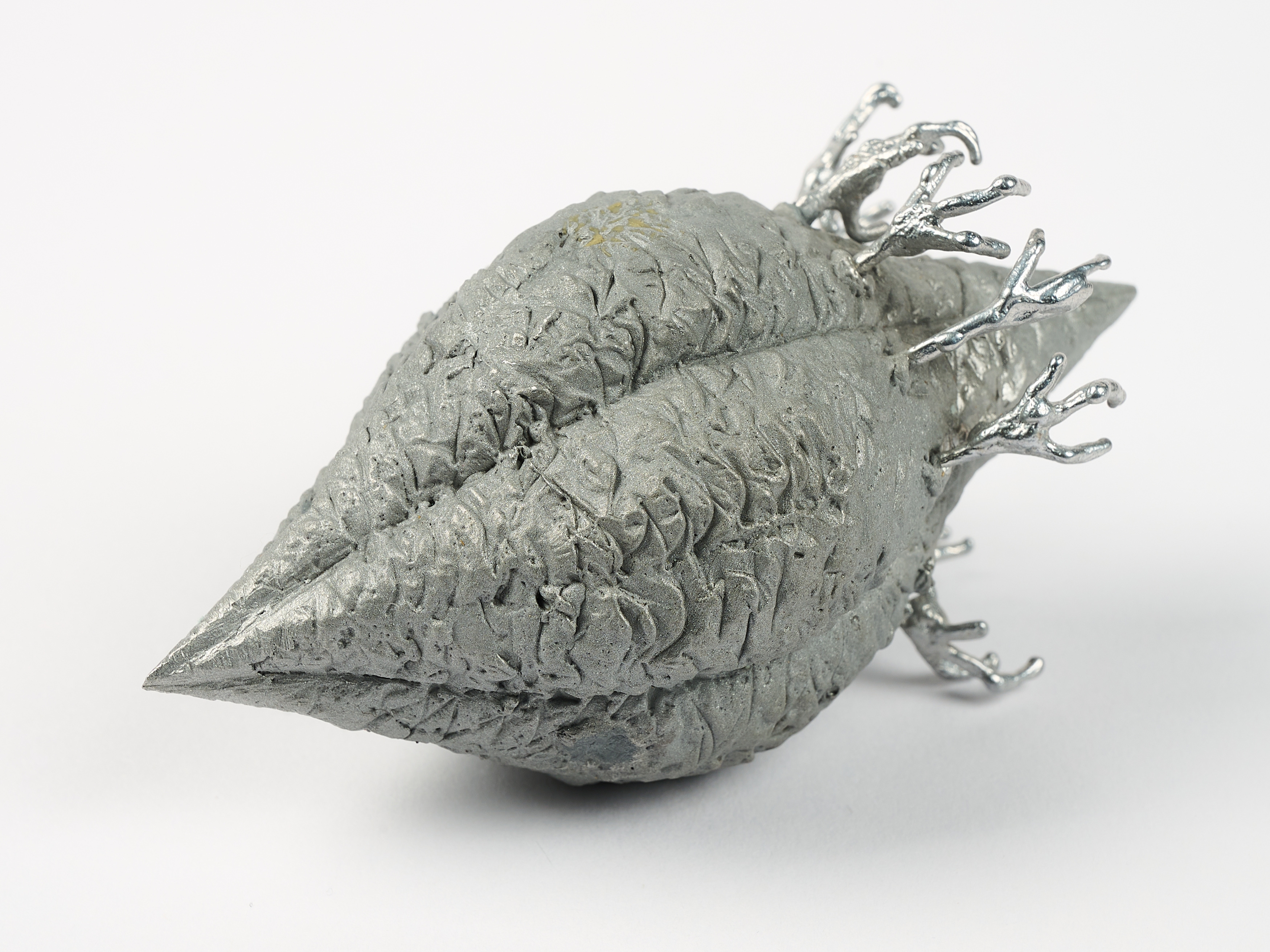 Artwork by Gregor Gaida, Hummingbird Diptychon, Made of Aluminium, silver laquered
