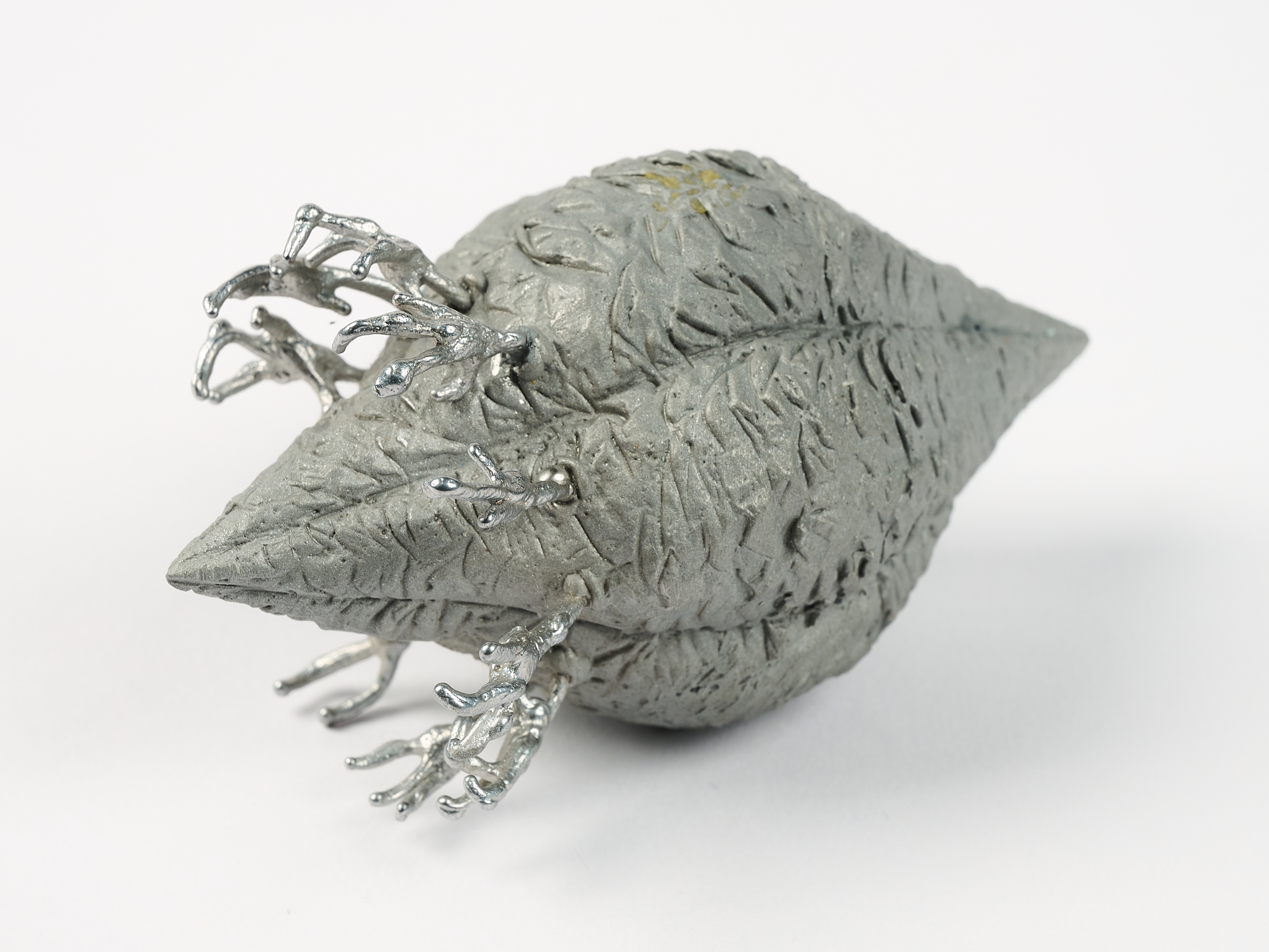 Artwork by Gregor Gaida, Hummingbird Diptychon, Made of Aluminium, silver laquered