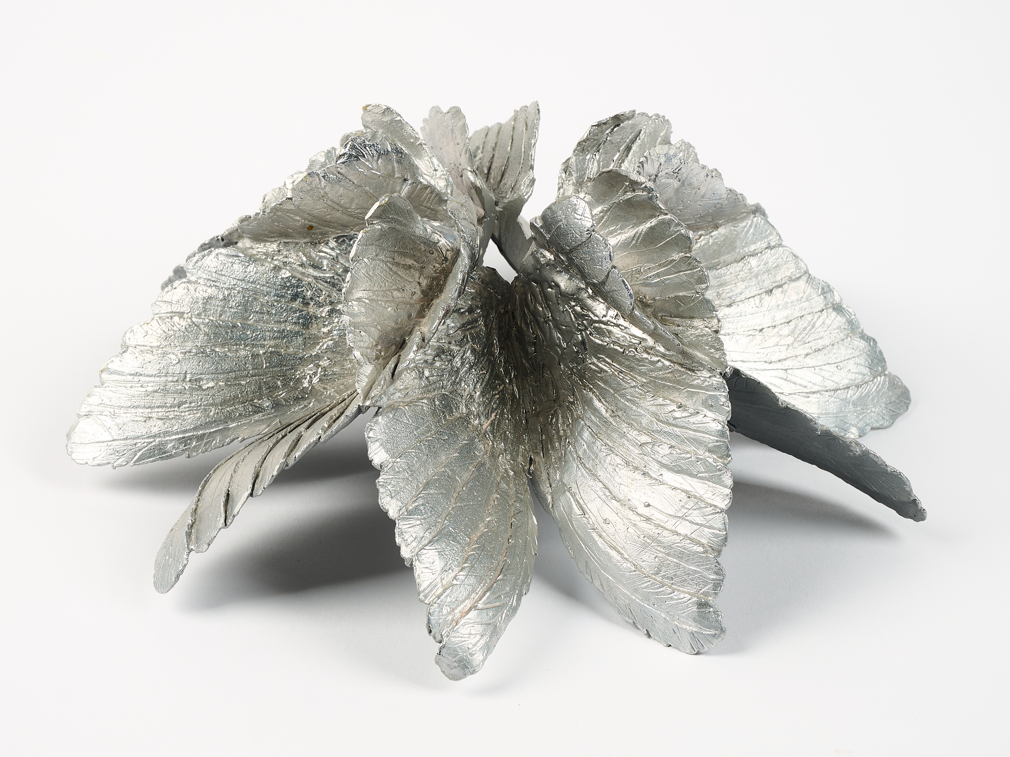 Artwork by Gregor Gaida, Hummingbird Diptychon, Made of Aluminium, silver laquered