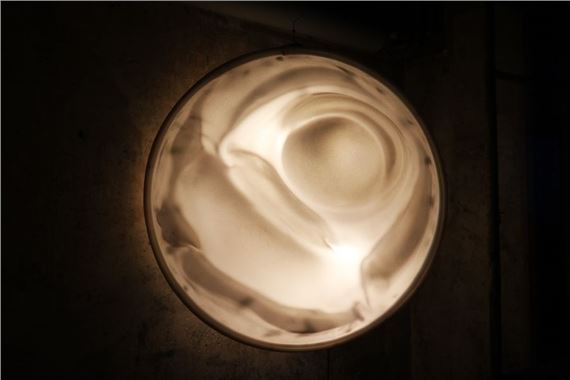 Suspension en fibre de verre horizontale blanc by Marcello Garofalo