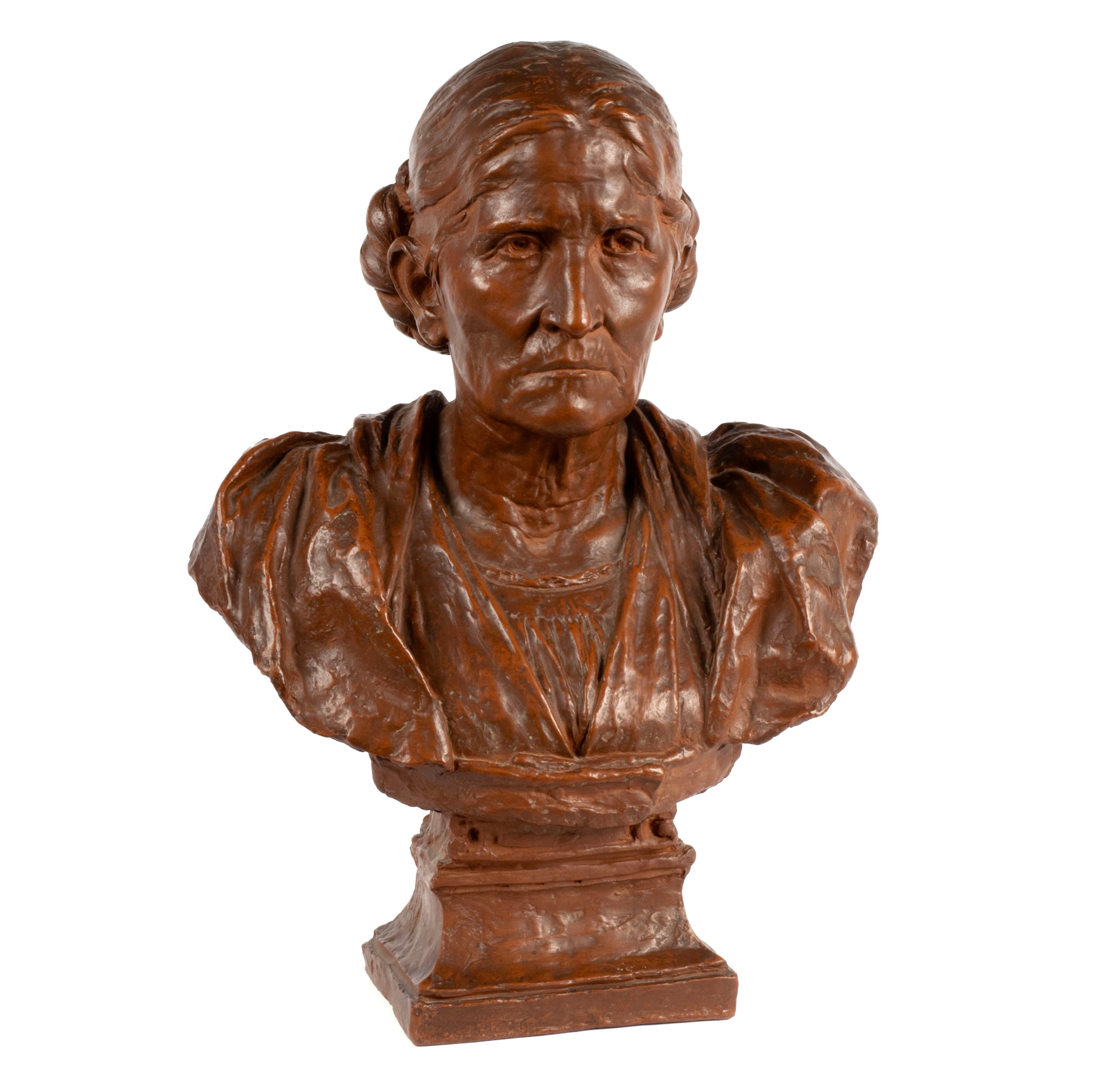 Hollowed portrait bust of an older Italian lady - Léon Mignon
