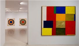 One Fine Show: Color Field Paintings at the NSU Art Museum