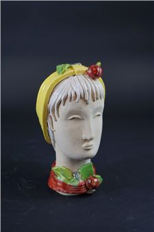 Buste de femme aux cerise - Colette Guegen