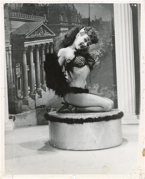 Original Photo Pin Up Estate BUNNY YEAGER 10 x 8 Inch by Bunny Yeager, January 1955