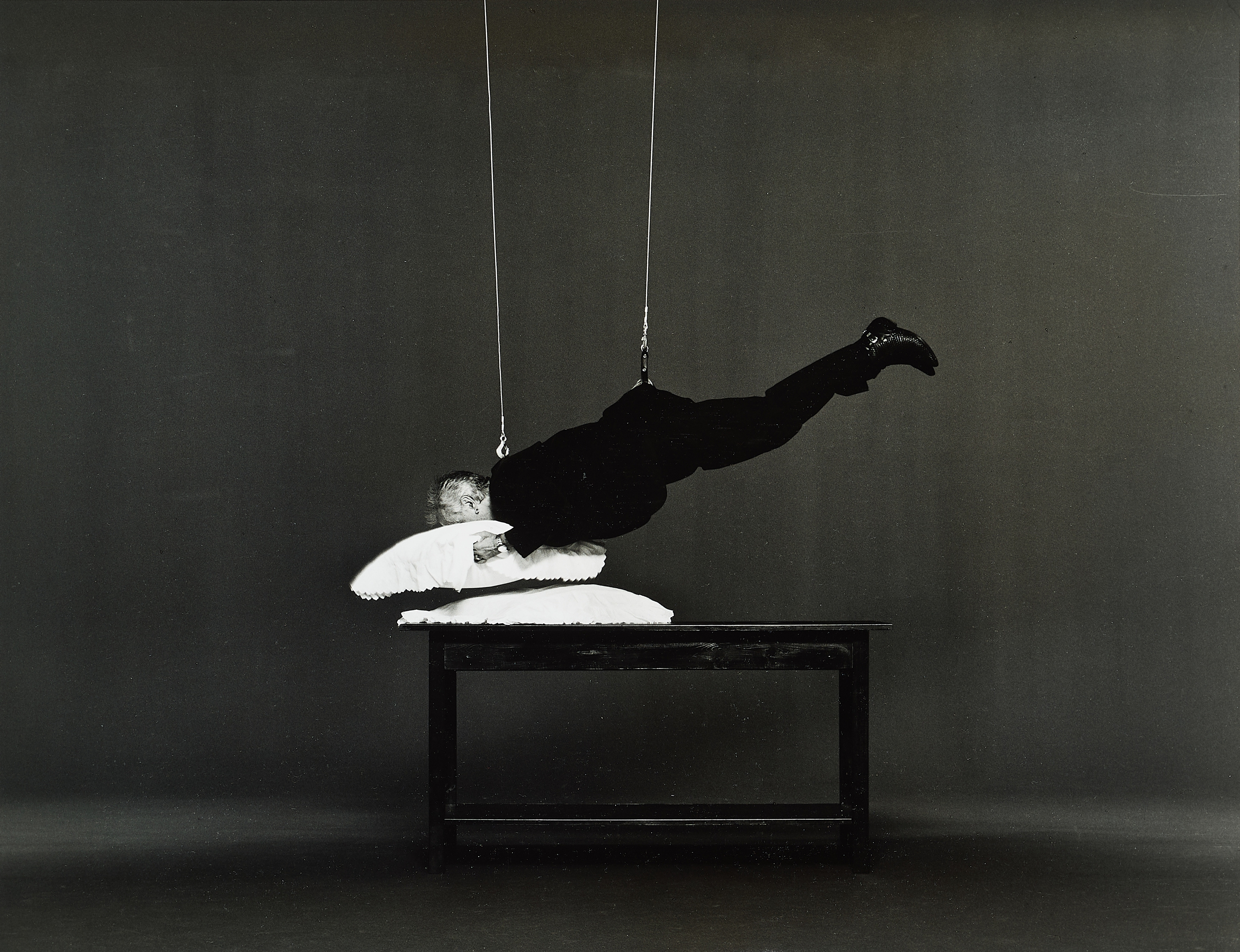 Artwork by Jürgen Klauke, Desasteriöses Ich "Daseinsrenovierung"., Made of gelatin silver prints