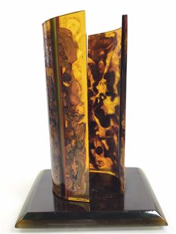 Colleen Gyori  Art Glass Sculpture - Colleen Gyori
