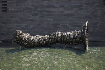 Eight−metre−long Bronze Eel Trap Sculpture by Aunty Kim Wandin Presented for NGV Triennial 2023