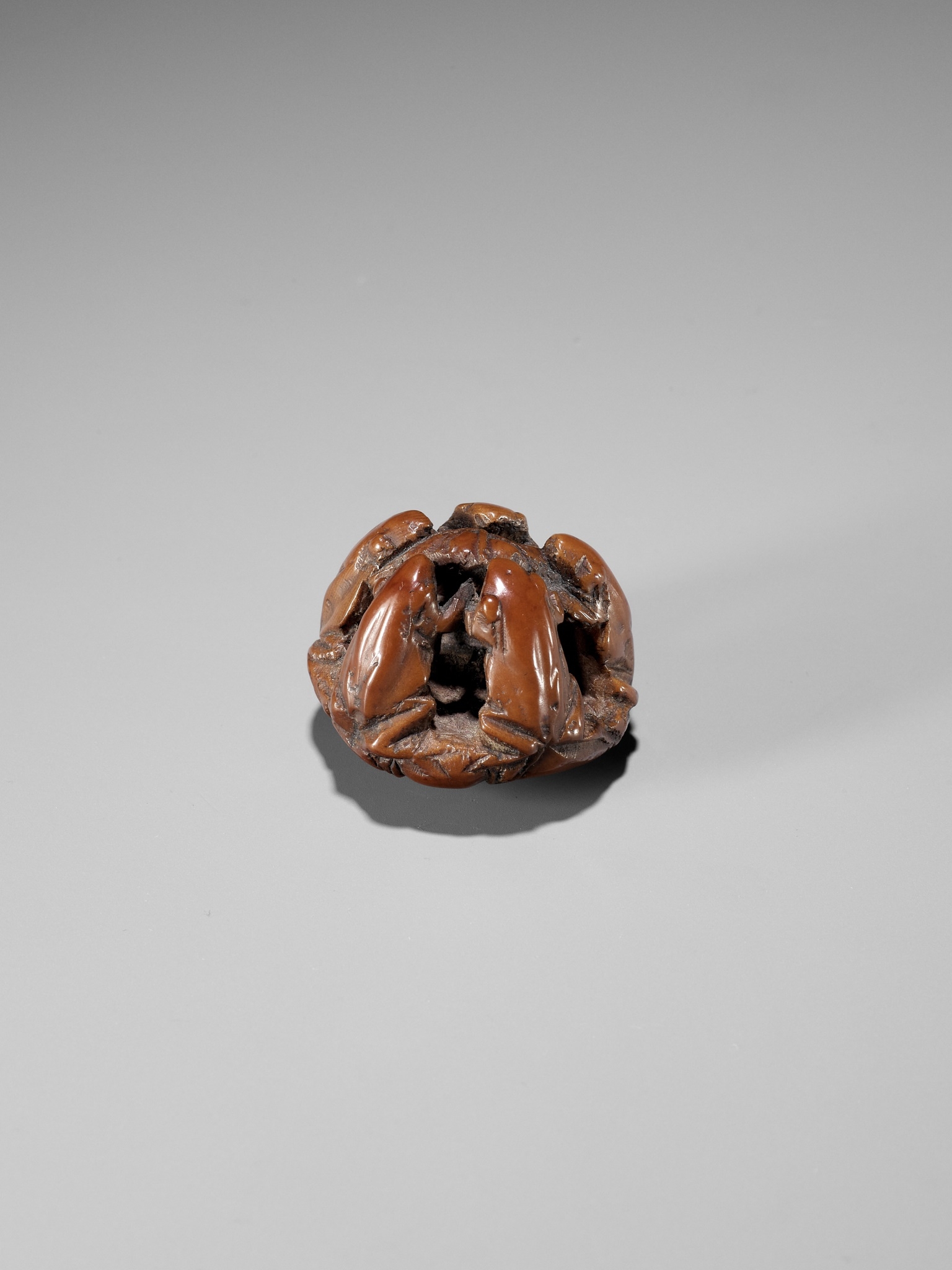 Seimin Chû | A RARE NUT NETSUKE OF FIVE FROGS ON A LOTUS LEAF ...