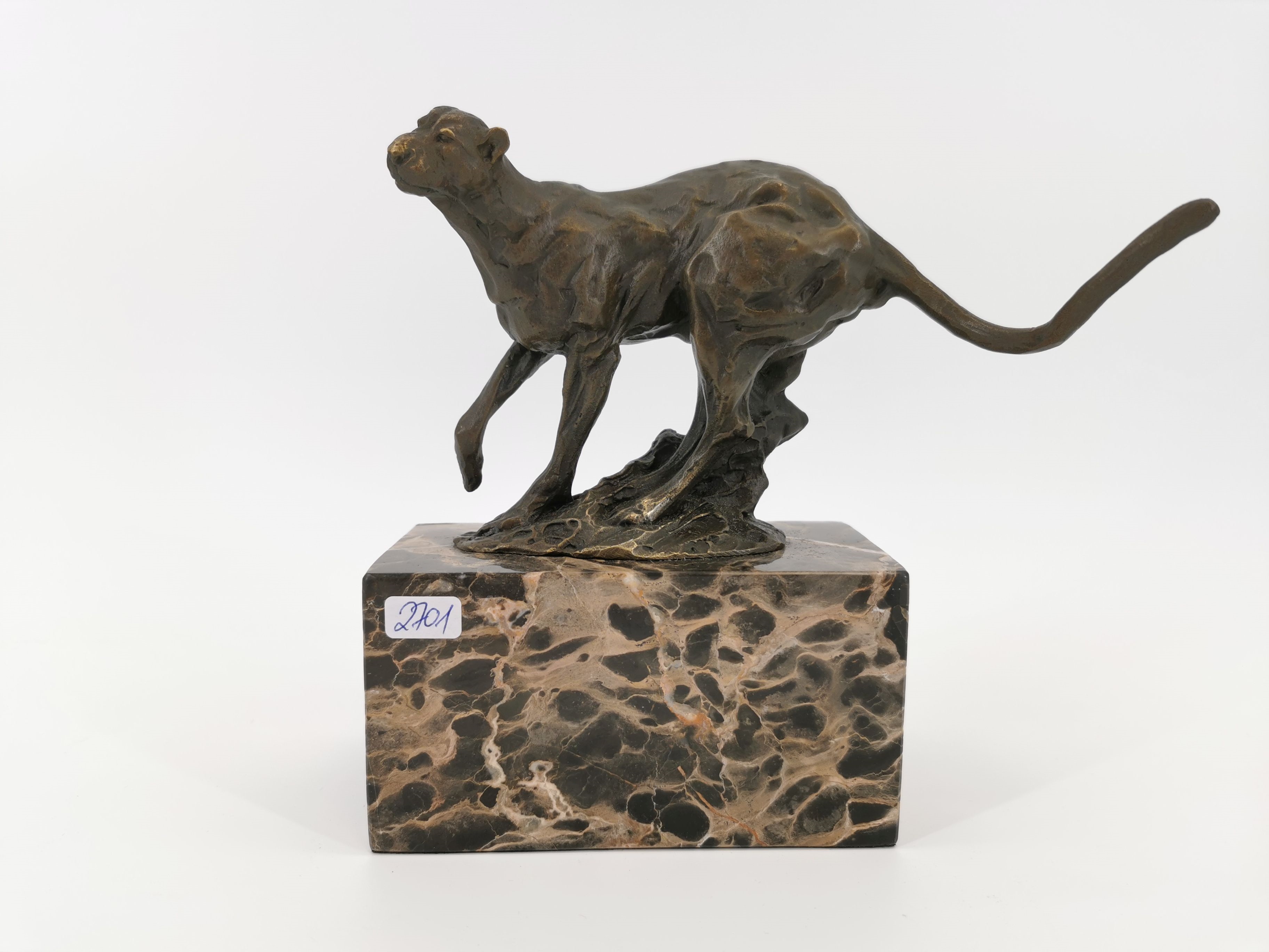 Artwork by Miguel Fernando López (Milo), Gepard / Raubkatze, Made of Skulptur