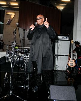 Collector Spotlight: Arthur Lewis on His Inspirations and Taking Artists to New Heights