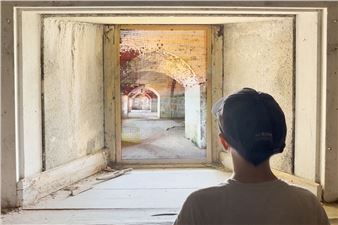 At the Griffin, a Trio of Shows Looks at ‘Solstice,’ Transcendence, and Visual Correspondence in the Ongoing ‘Archive’ Series