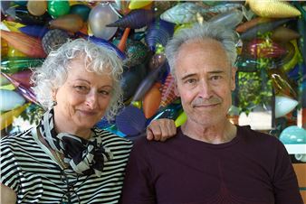 'Inside the Liminal': Baldwin Guggisberg Exhibits at the Musée du Verre Romont