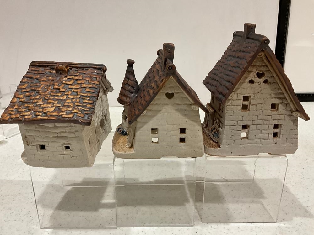 Jan Richardson | Windy Meadows Pottery | MutualArt