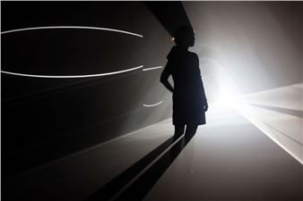Anthony McCall. Split Second - Guggenheim Bilbao