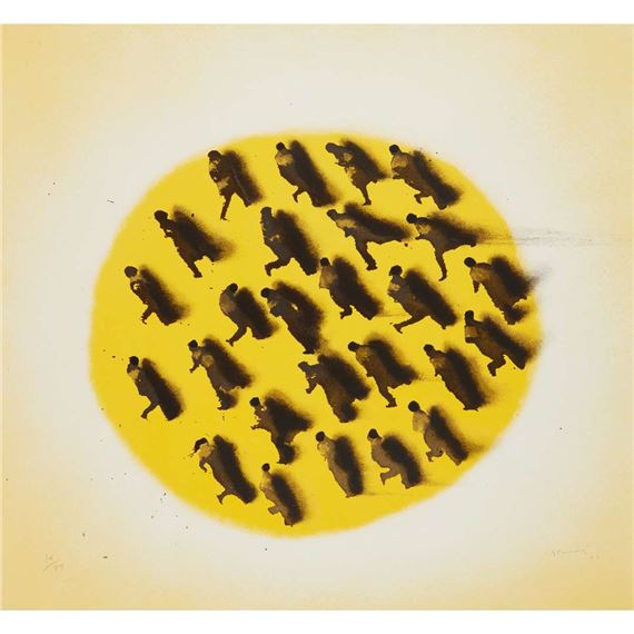 CIRCULO AMARILLO by Juan Genovés, 2003