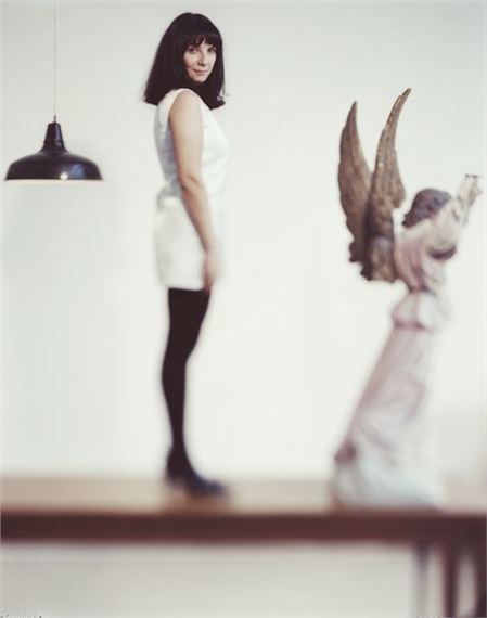 patrick-messina-sophie-calle-dans-son-atelier-malakoff-mutualart