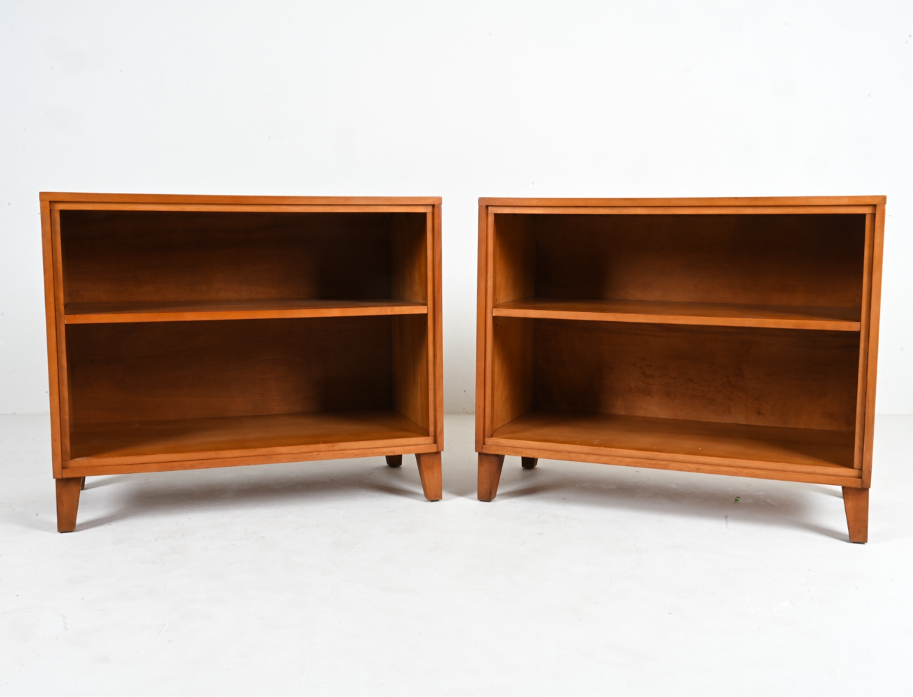 Leslie Diamond | PAIR OF LESLIE DIAMOND FOR CONANT BALL BOOKCASES (1950 ...