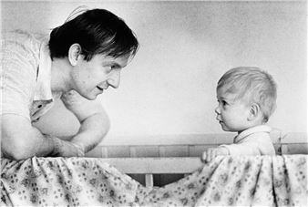 Evelyn Richter: The Mircale Of Human Development - Loock Galerie