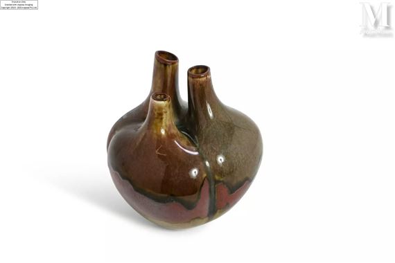Tim Orr | Vase | MutualArt