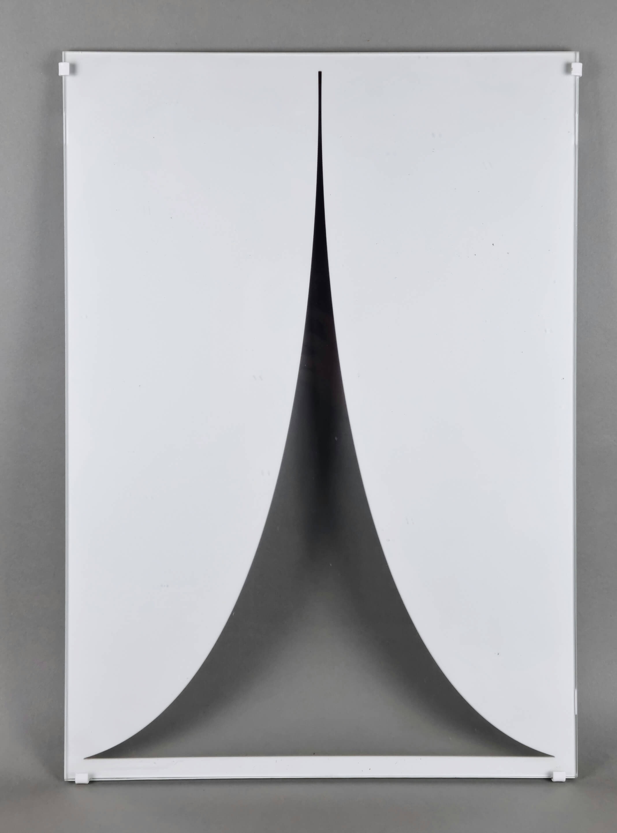 Artwork by Stefan Wissel, Composition, Made of glass and white metal