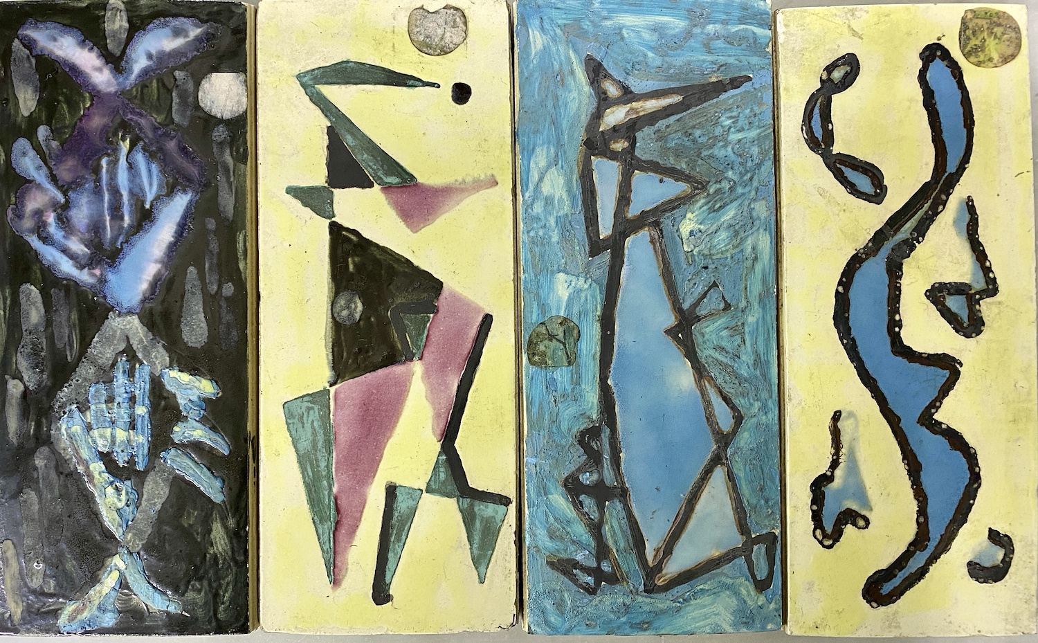 Artwork by Erol Sarafyan, "Soyut Kompozisyon" Her biri imzalı 4 adet Seramik Pano, Made of ceramic