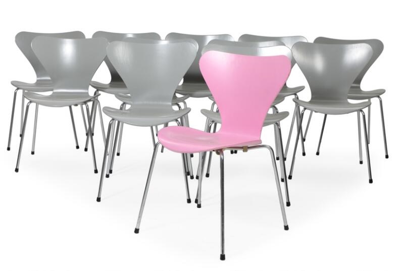 Artwork by Arne Jacobsen, Syveren, Made of grey and pink lacquered
