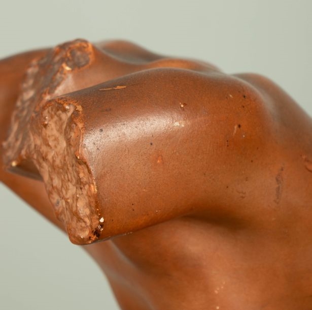 Artwork by Constantino Dimitriadis, Torse de femme, Made of plâtre