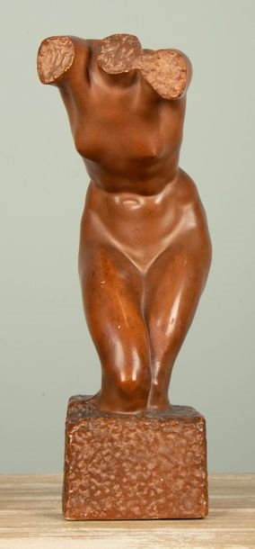 Artwork by Constantino Dimitriadis, Torse de femme, Made of plâtre