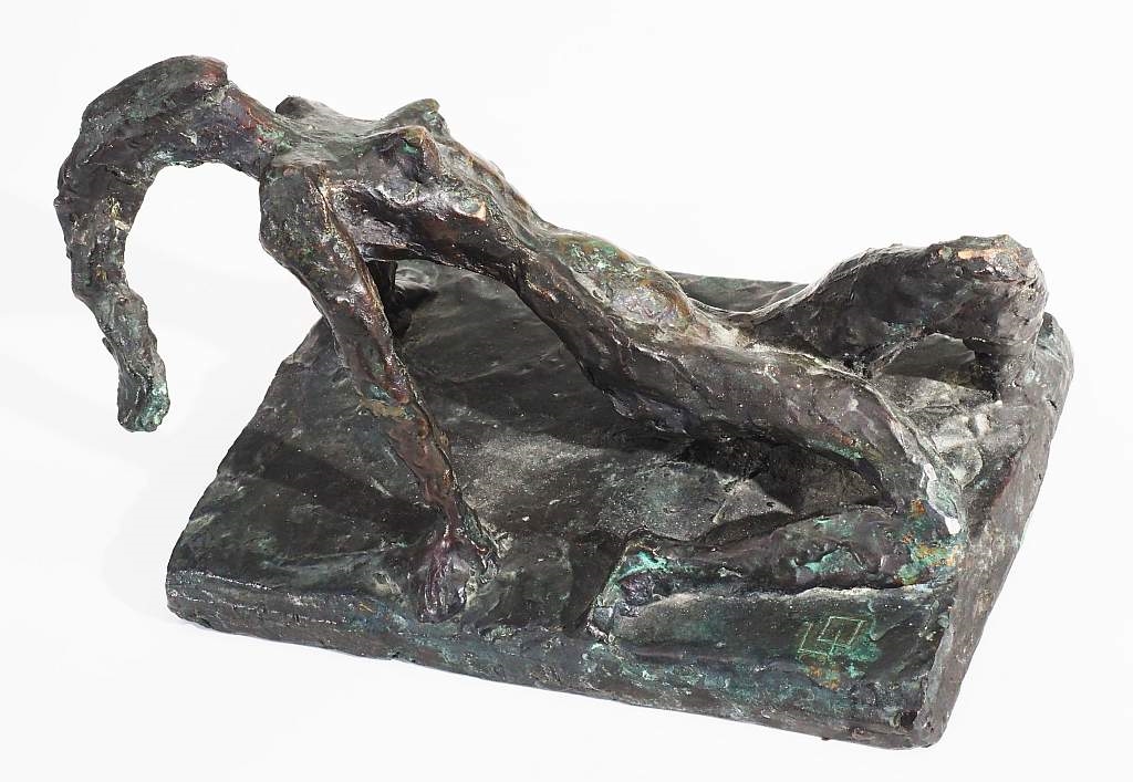 Artwork by Udo von Oven, Einzelplastik "Zurückgebeugte". Bronzeguß