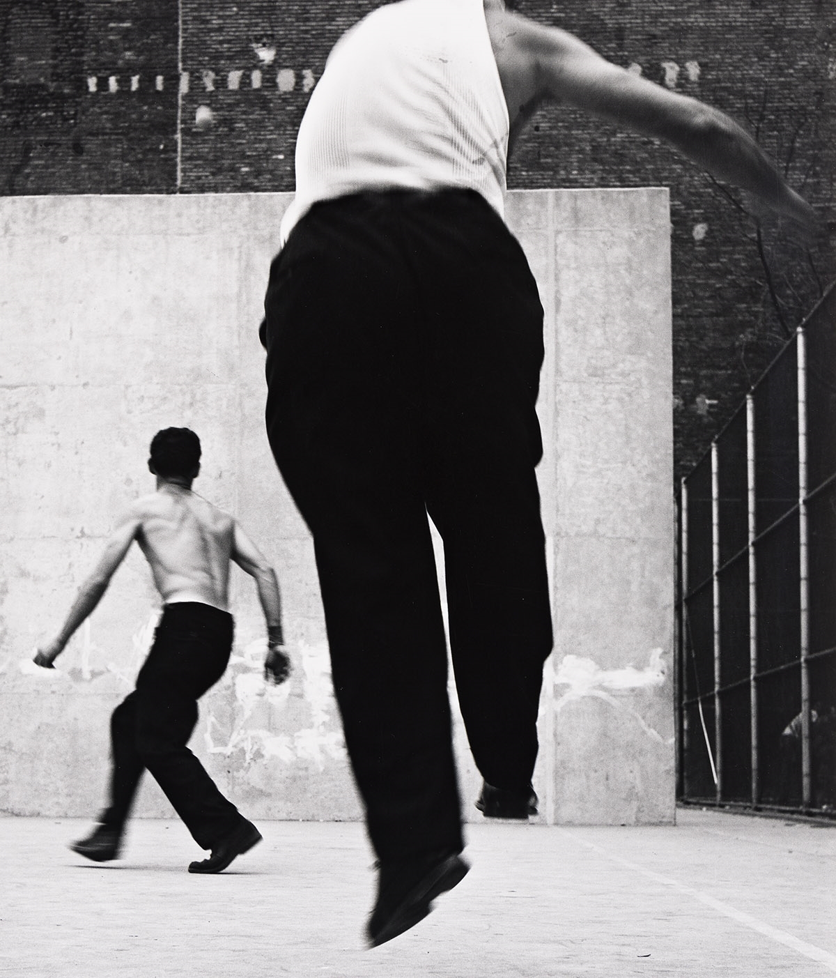 Handball Players, Lower East Side, New York. - Leon Levinstein